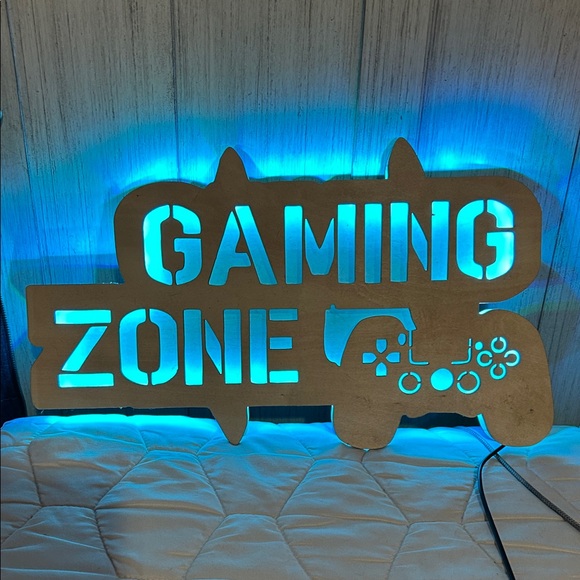 Gaming Zone LED Sign - Picture 6 of 8